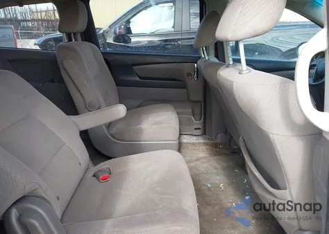 2014 Honda Odyssey Lx z USA, uszkodzony, nr VIN 5FNRL5H23EB016316